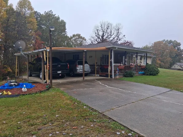 4695 N Calhoun Hwy, Big Bend, WV 26136