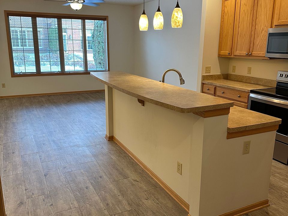 Kitchen Breakfast Bar and Living Room