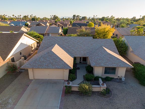 5th image of 9833 W Kimberly Way