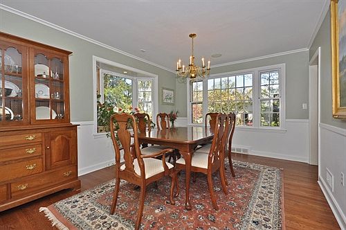 Formal dining room