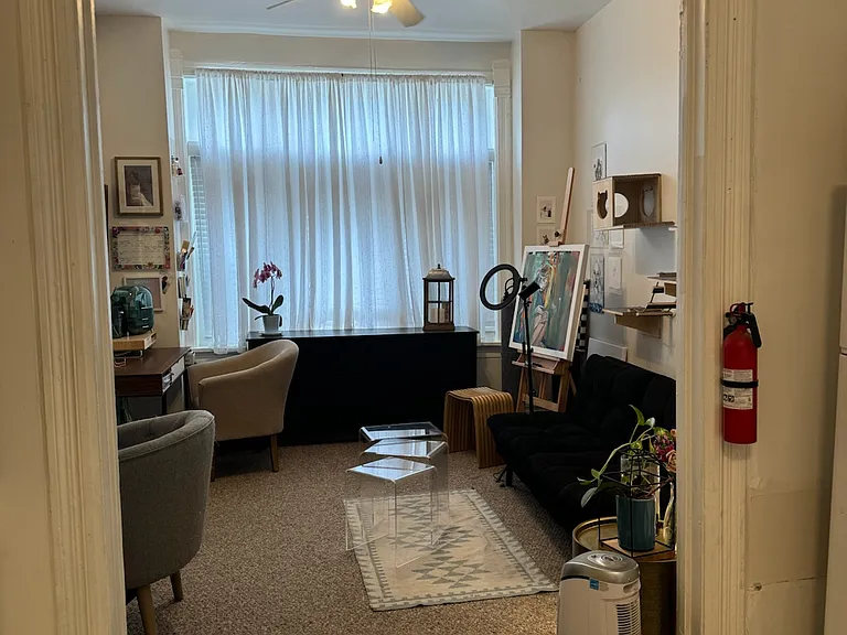 2354 S Albany Ave #1-F — Photo 3