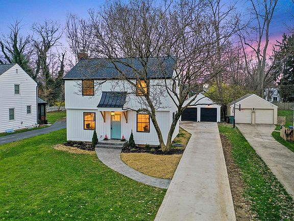 5th image of 387 Canyon Dr
