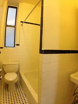 Rented by Reliance Realty Partners LLC  | media 16