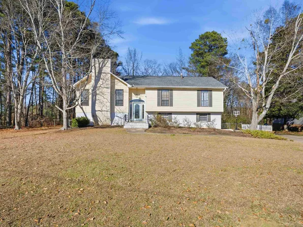 106 Windwood Cir, Gardendale, AL 35071