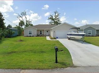 230 E 4th St, Lynn Haven, FL 32444