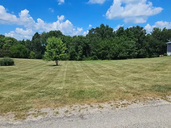 203 Cottonwood Ct, Williamsfield, IL 61489
