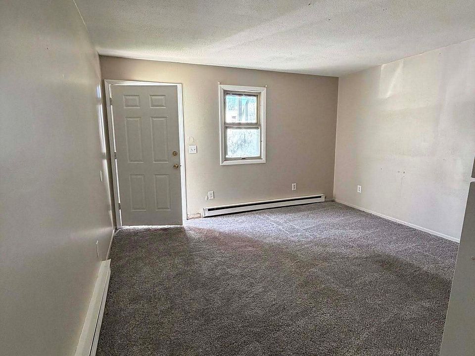 2nd image of 3114 E Pike S #11330908