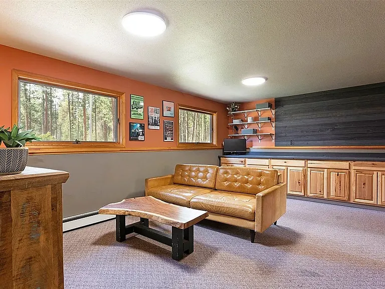 4020 Wakantanka Way — Photo 33