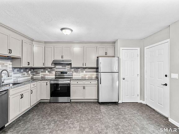 5th image of 143 Pine Hill Road #22D