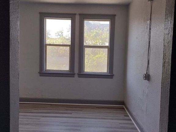 3rd image of 28 S American St #301