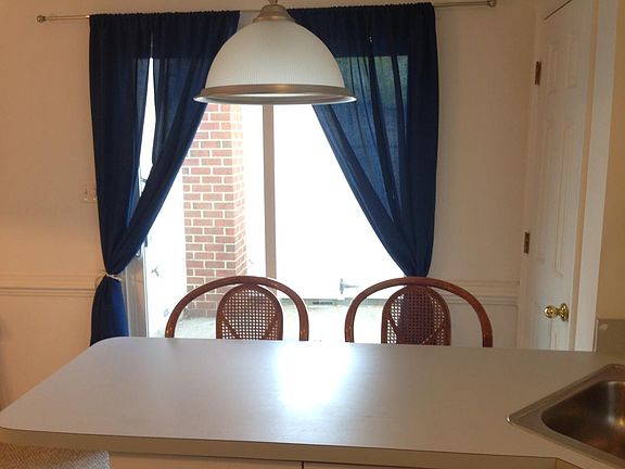 4th image of 104 Camden Way