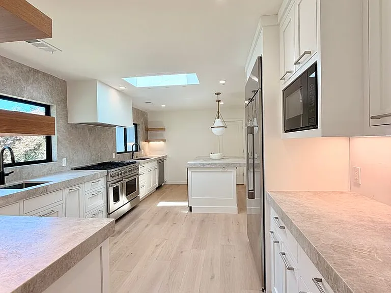 430 San Domingo Way — Photo 3