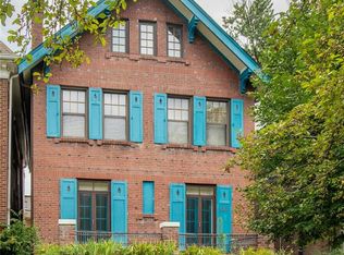 5851 Waterman Blvd, Saint Louis, MO 63112