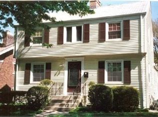 17 W 169th St, Hammond, IN 46324