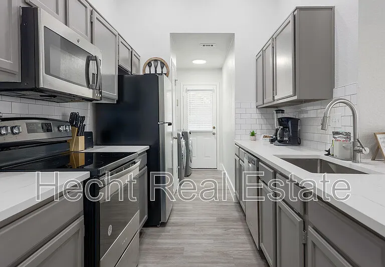 2308 Fuzz Fairway #B — Photo 12