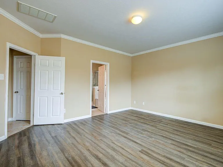 4411 Enchanted Spring Ct — Photo 10