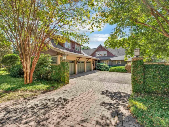 1 Kellers Gate Ct, Piedmont, SC 29673