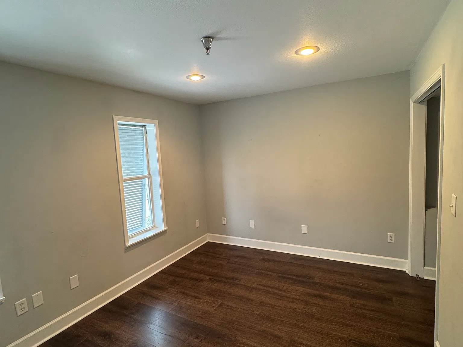 165 Cessna Dr — Photo 4