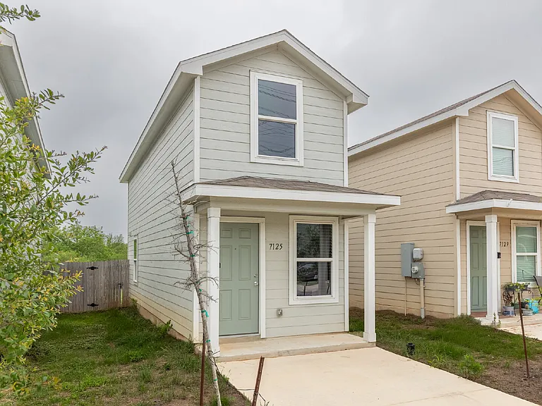 7125 Elm Cv — Photo 2