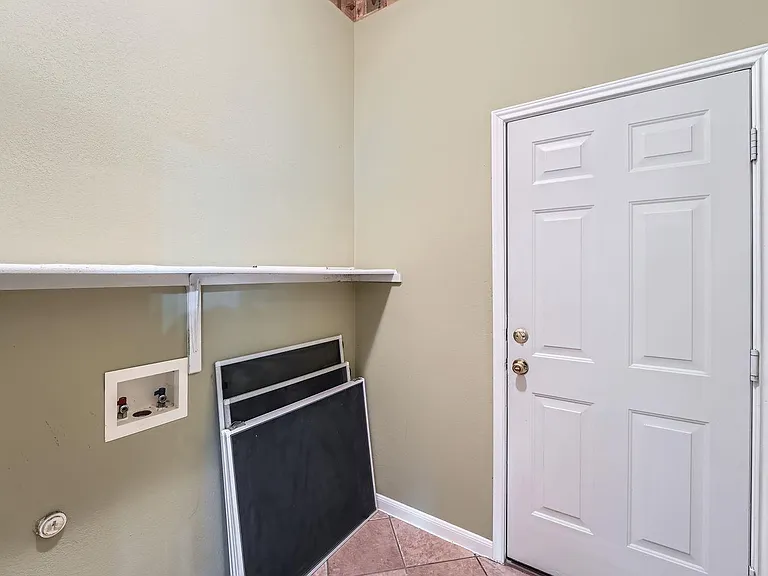 1402 Weatherford Dr — Photo 22