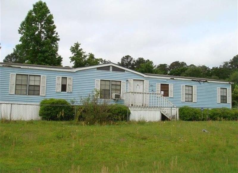 1st image of 8061 Goodwin Dr