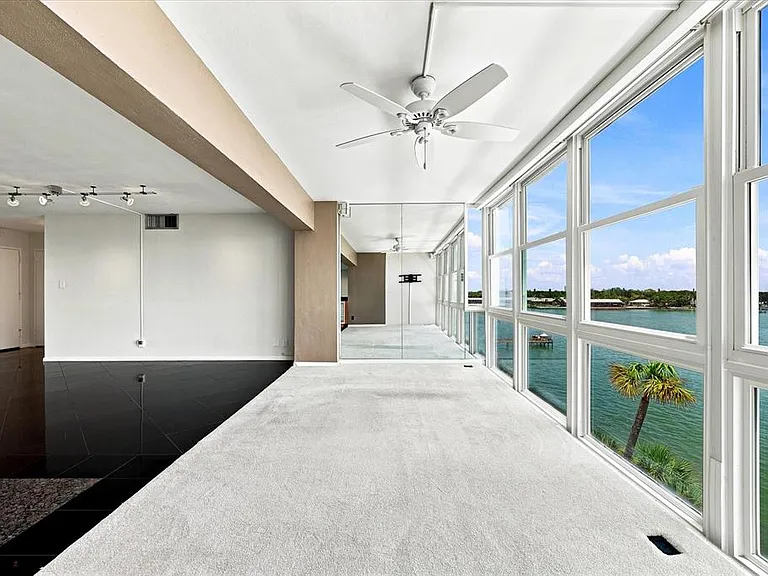 7200 Sunshine Skyway Ln S #6G — Photo 9