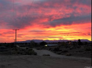 5332 Sundown Dr, Phelan, CA 92371