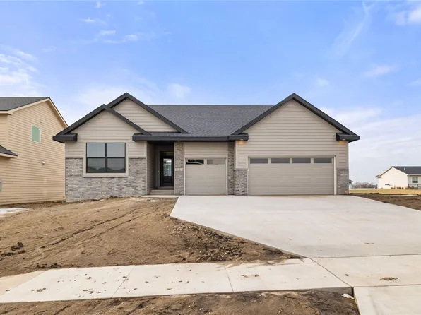 4664 177th St, Urbandale, IA 50323
