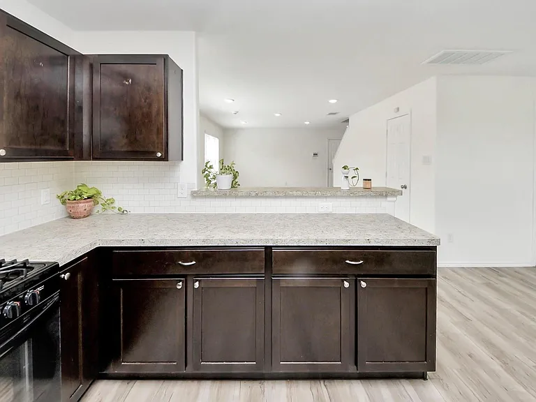 8650 Bar Harbor Dr — Photo 10