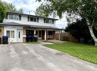 723 Birchwood Dr #2, Midland, ON L4R2P8