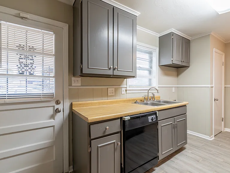 5121 Ginger Cir — Photo 10