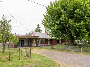 34009 Twin Buttes Rd, Eugene, OR 97405