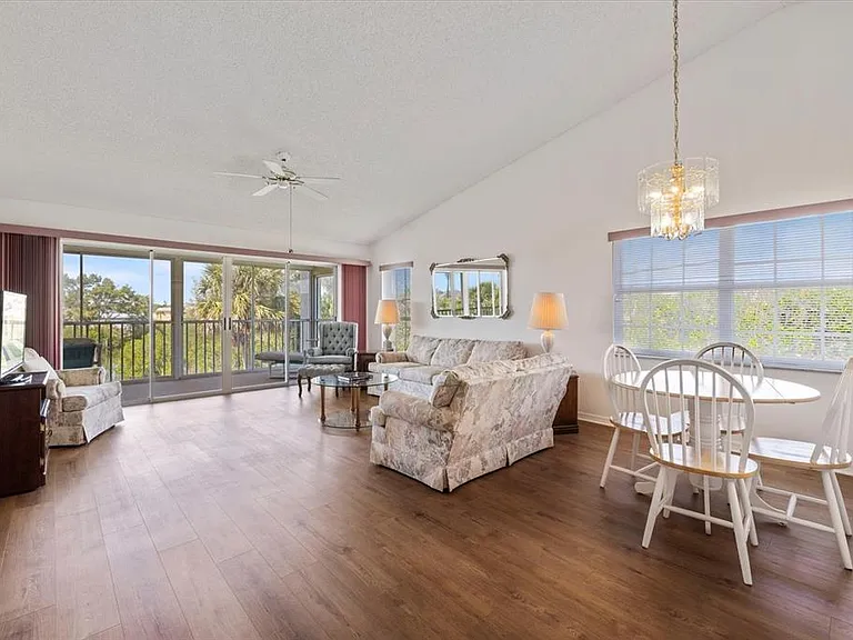 841 Waterside Dr #206 — Photo 10