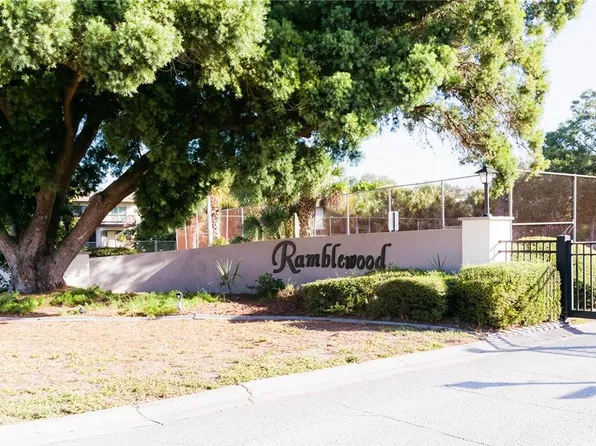 3354 Ramblewood Dr S, Sarasota, FL 34237