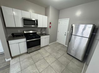 298 Halsted St #4B, East Orange, NJ 07018
