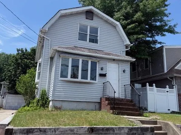 78 McKee Street, Floral Park, NY 11001