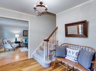 210 Apple Blossom Ct, Vienna, VA 22181