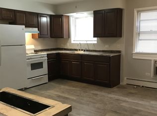2119 S Harlem Ave APT 1R, Berwyn, IL 60402