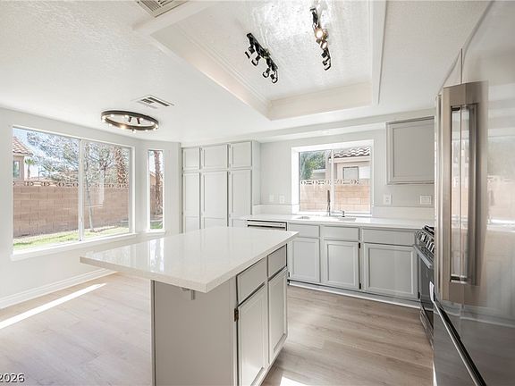 5th image of 2420 Rice Flower Cir
