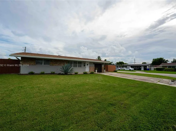7930 NW 12th St, Pembroke Pines, FL 33024