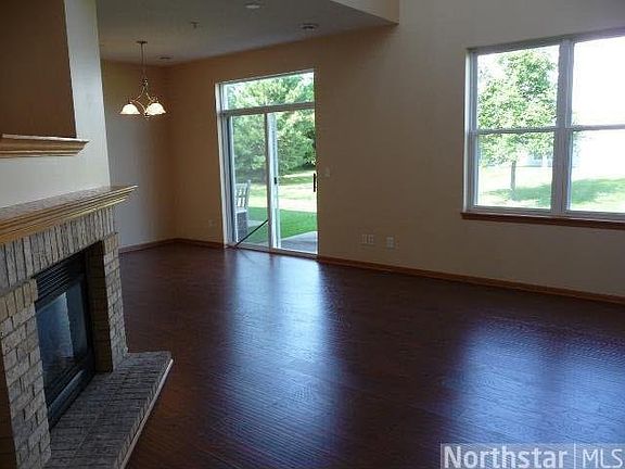 5th image of 5105 Holly Lane N
