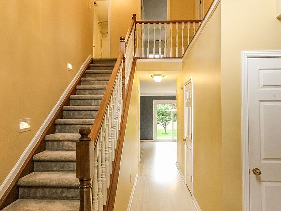 4th image of 7746 Silver Lake Pl