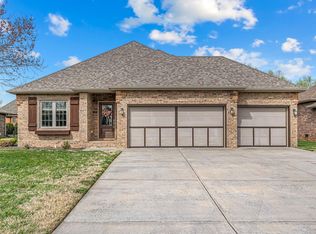 3159 W High Point St, Springfield, MO 65810