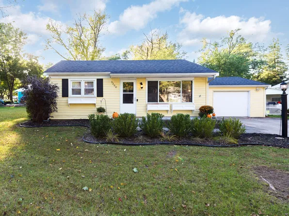 3200 Baylis Dr, Ann Arbor, MI 48108