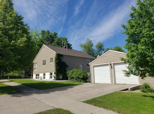 2225 2nd Ave N, Great Falls, MT 59401