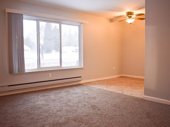3rd image of 1800 Colonial Village Way APT 2