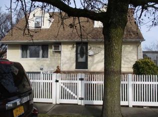 247-05 135th Ave, Rosedale, NY 11422