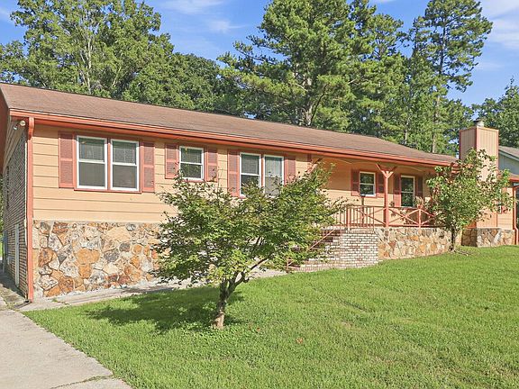 3rd image of 4641 Flint Hill Rd