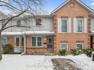 180 Marksam Rd #41, Guelph, ON N1H 8G4