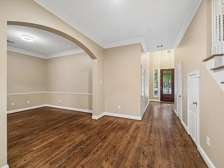 5349 McCulloch Cir — Photo 9